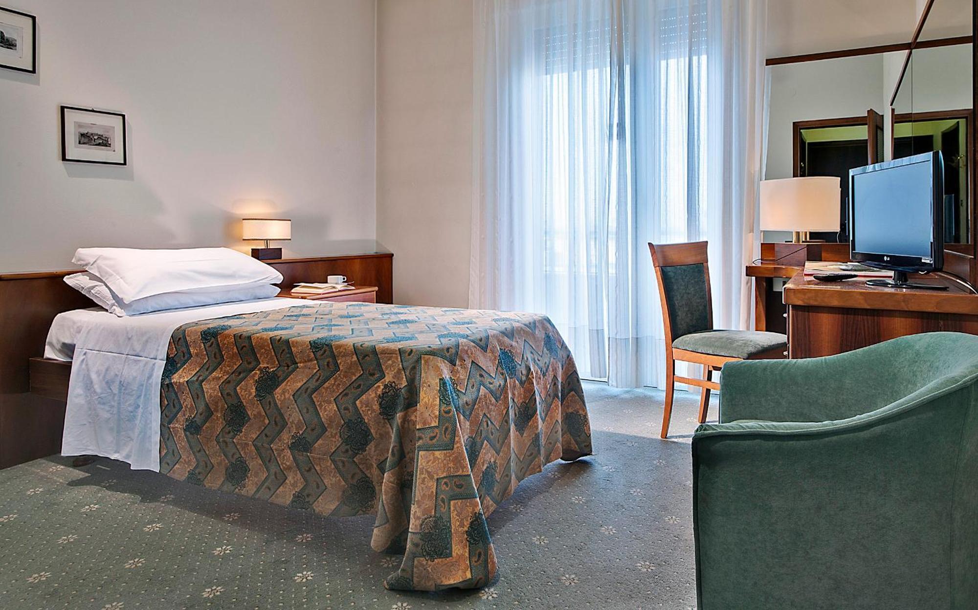 Hotel Ariston Molino Buja Abano Terme Bilik gambar
